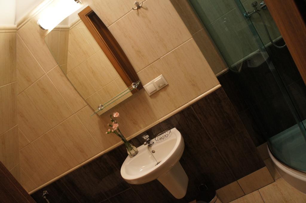 Hotel Dworska Elektrownia Kędzierzyn-Koźle Pokoj fotografie