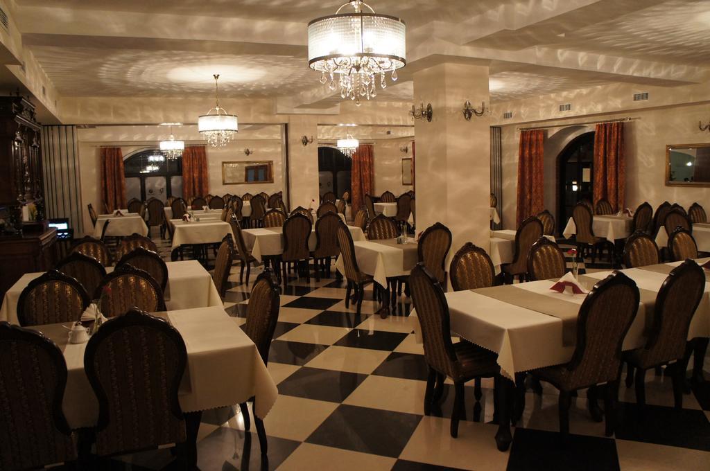 Hotel Dworska Elektrownia Kędzierzyn-Koźle Exteriér fotografie