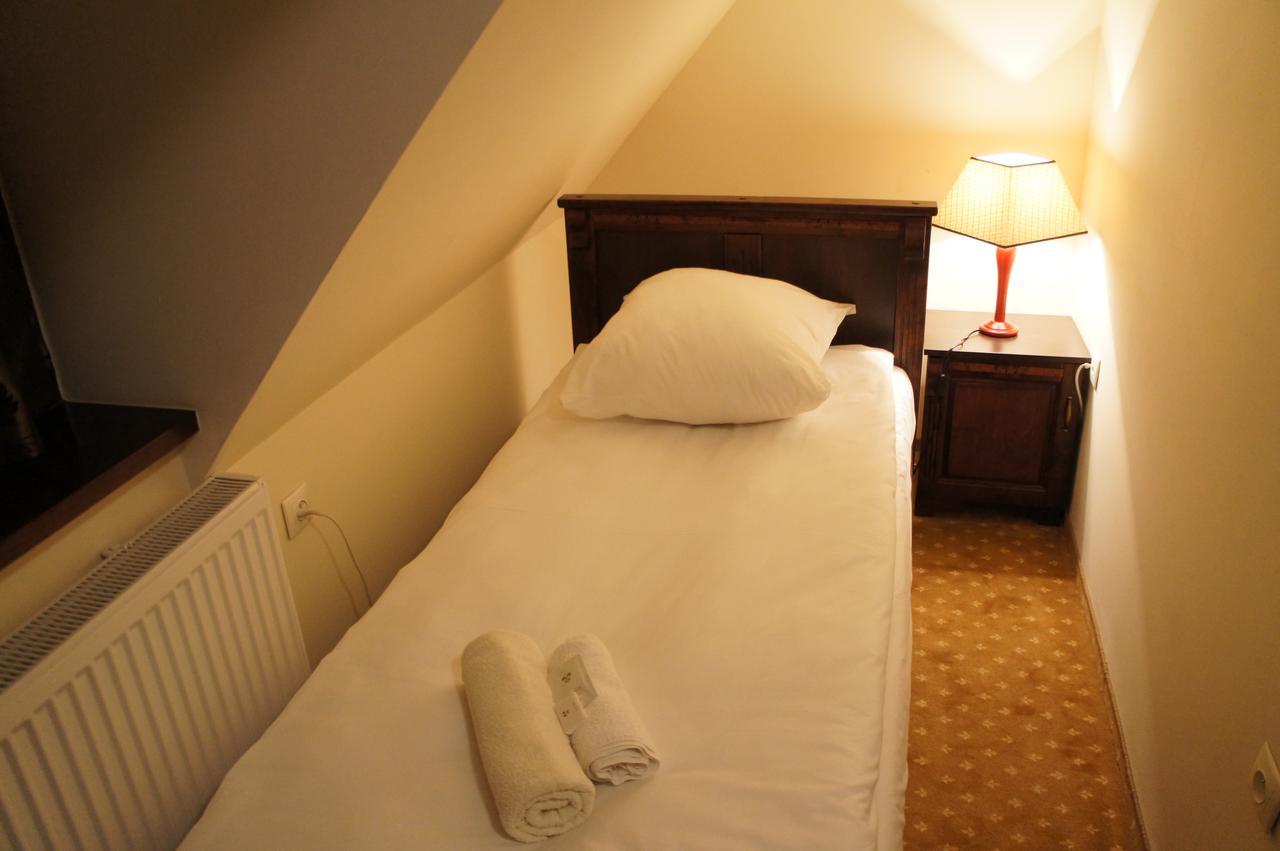 Hotel Dworska Elektrownia Kędzierzyn-Koźle Exteriér fotografie