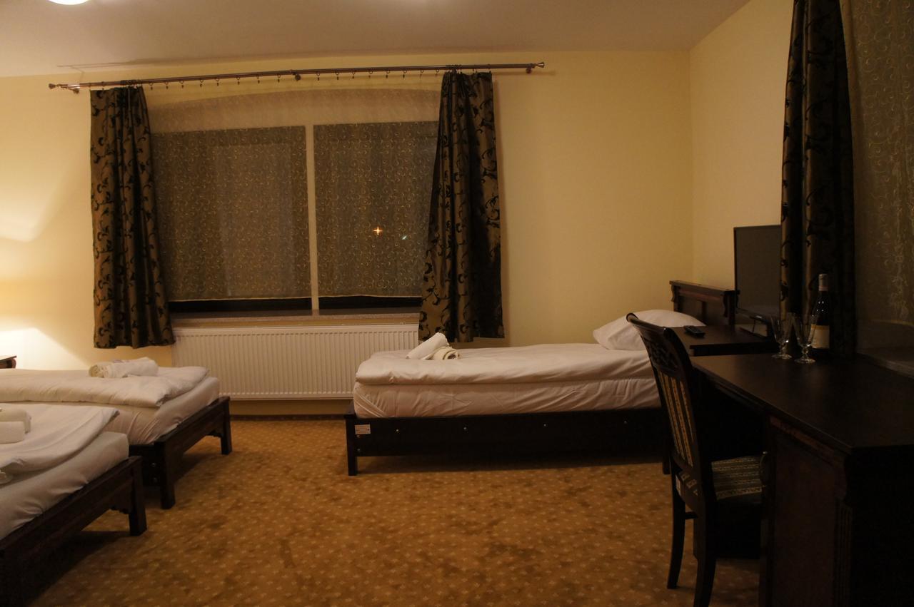 Hotel Dworska Elektrownia Kędzierzyn-Koźle Exteriér fotografie
